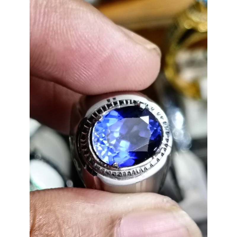 Batu Permata King Safir Bangkok