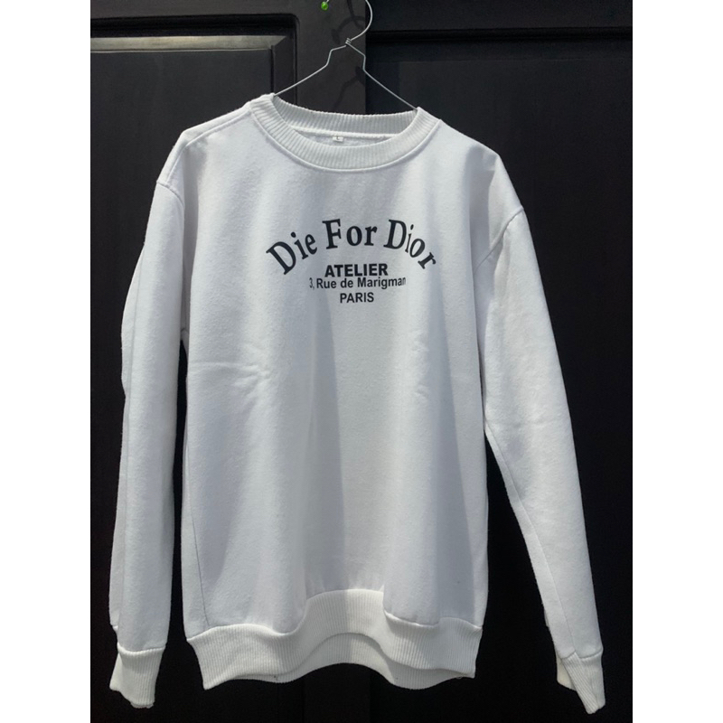 Sweater Putih Die For Dior