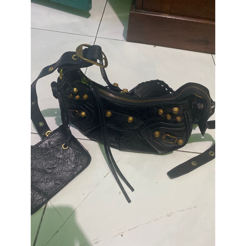 balenciaga black bag preloved