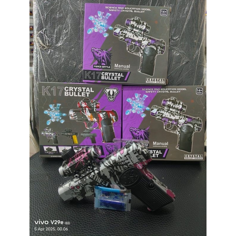 Mainan Pistol Tembakan K 17 dapat 1 bungkus water Gell yg isi 50 butir Mainan