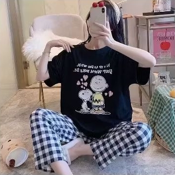 SET PIYAMA SNOOPY KOTAK HITAM - BAJU TIDUR WANITA IMPORT GAYA KOREA TERBARU MOTIF KARTUN - SETELAN T