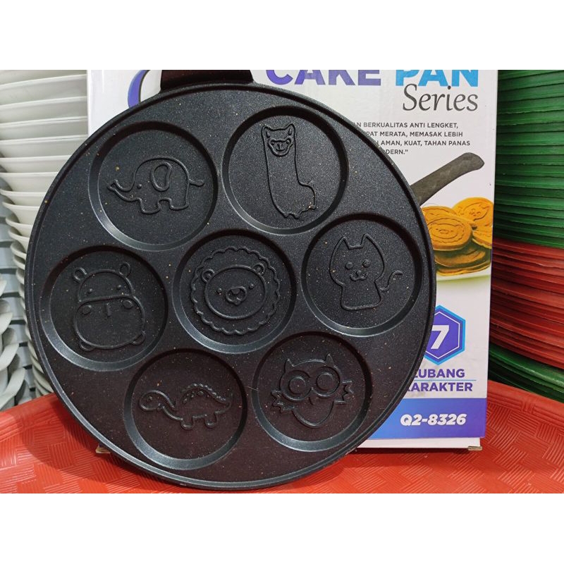 cetakan kue karakter Pan 7 Lubang Karakter Q2-8326