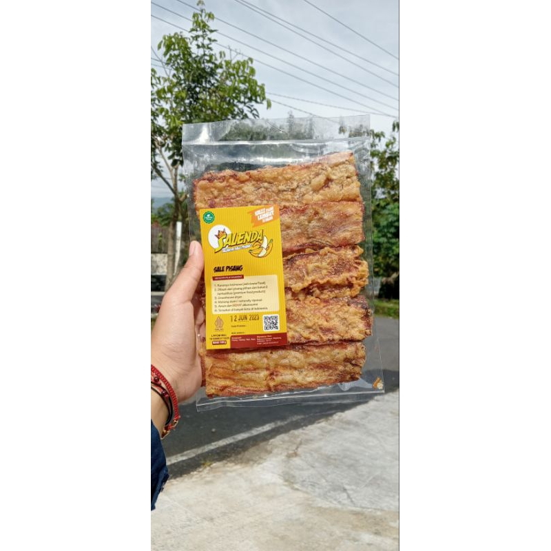 

Oleh-Oleh Khas Magelang Sale Pisang Salenda Manis