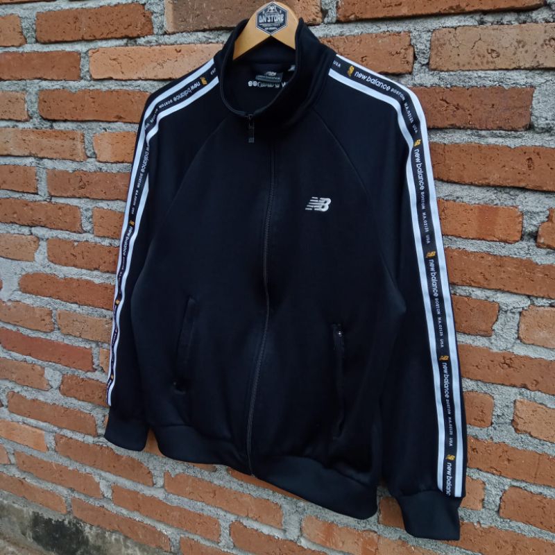 Tracktop Tapped Brand