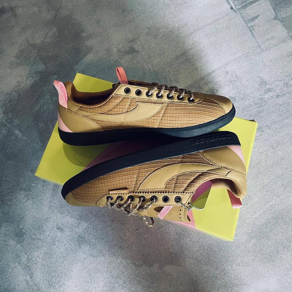 Compass Tribune 4884 Tan