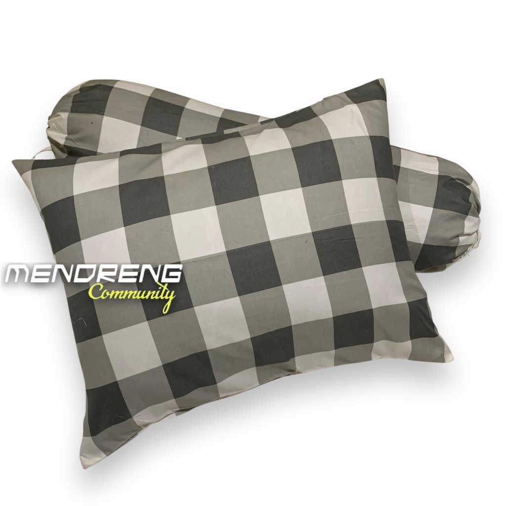 Sarung Bantal Tidur Motif Kotak Kotak / Sarung Bantal Guling