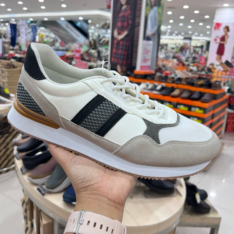 Sepatu Casual Pria by jackson | Sneakers Pria Jackson | Higa