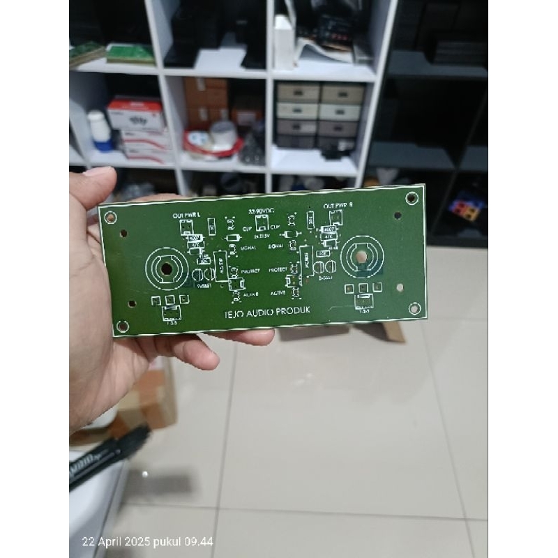 PCB depan 2u2ch