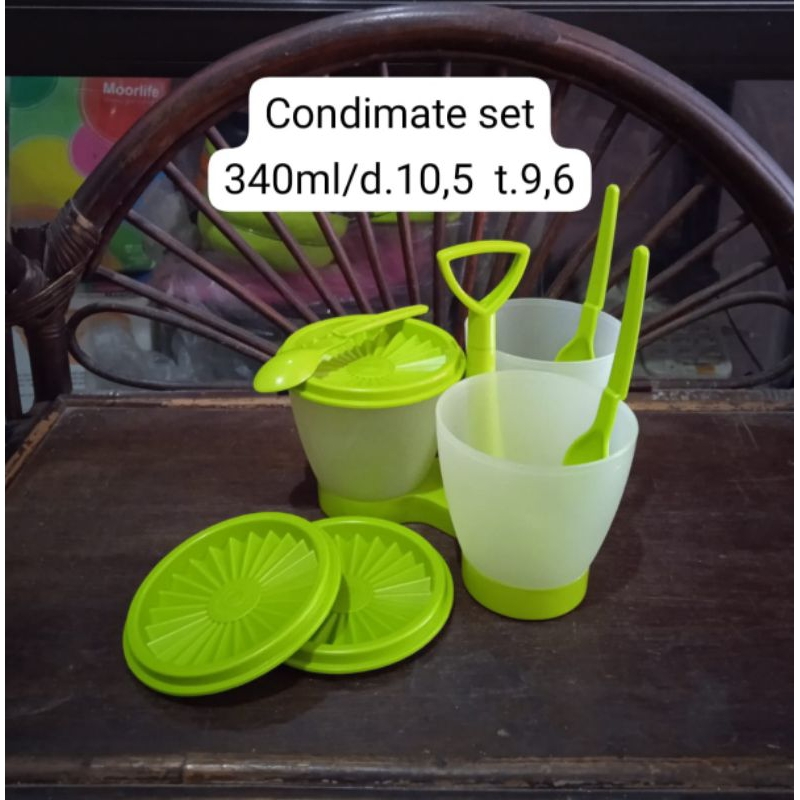 Tempat bumbu,condimate set by tupperware