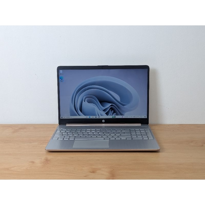 HP 15 EF0025WM | AMD RYZEN 5 3500U | RAM 8GB | SSD 256GB | GOO CONDITION