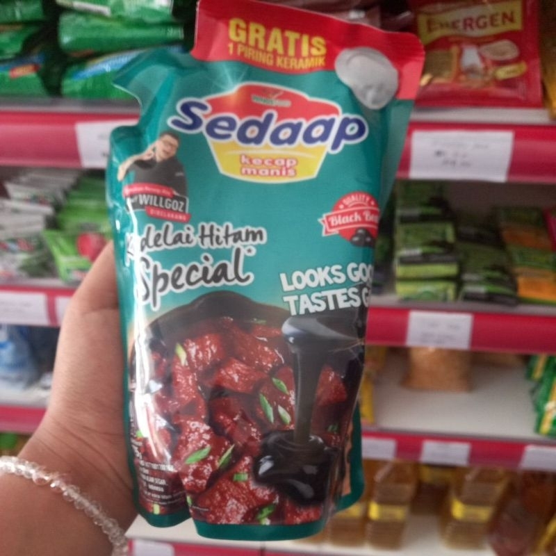 

KECAP SEDAP 725g
