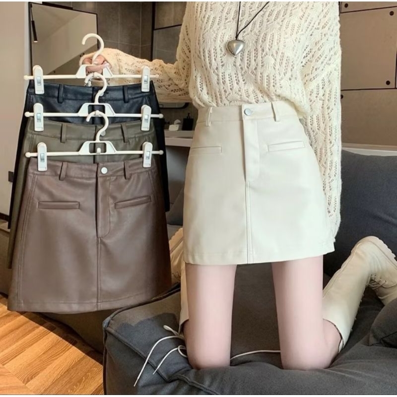 Rok kulit / rok mini wanita / rok kulit sintetis