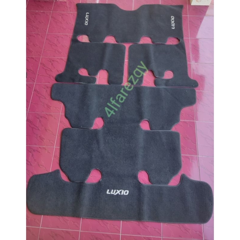 Karpet bludru original bawaan Daihatsu Luxio