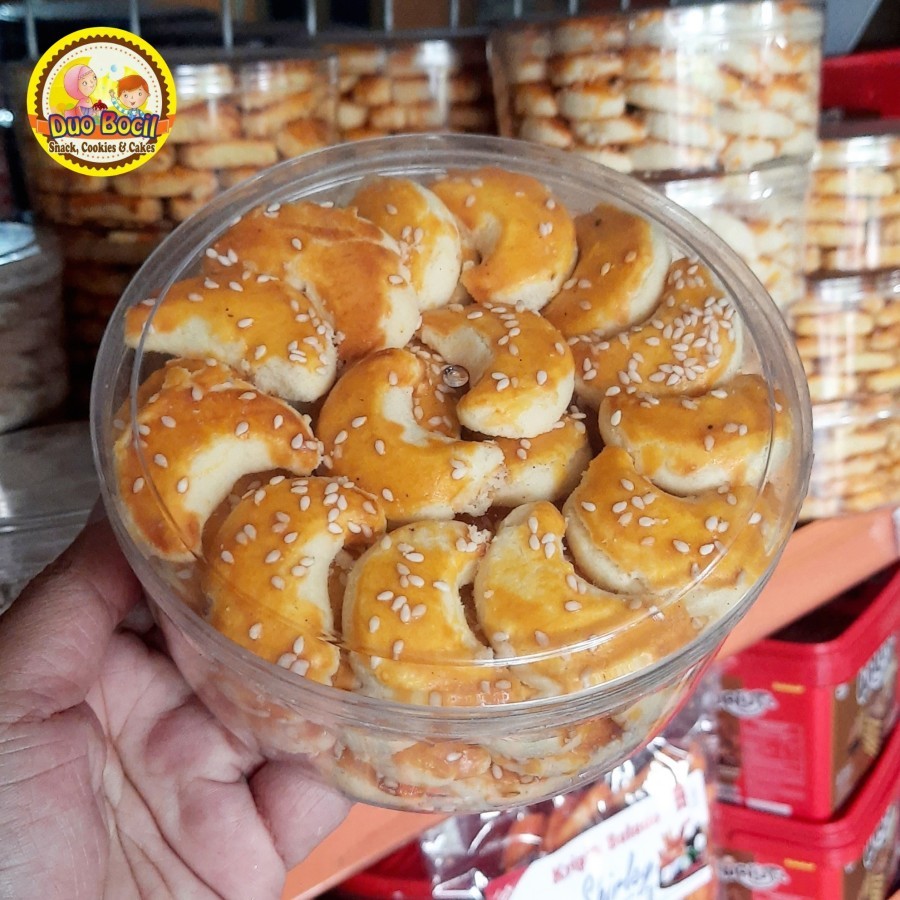 

Kue Kering KELAPA WIJEN Toples 500 Gram - Duo Bocil Snack