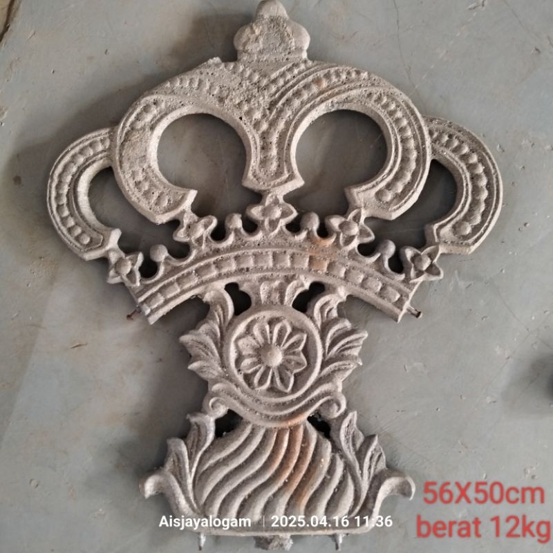 ornamen pagar besi cor