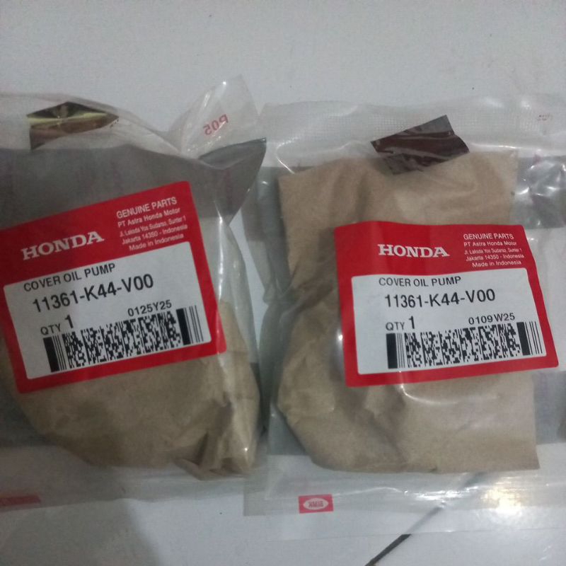 11361K44V00 – TUTUP POMPA OLI, COVER OIL PUMP BEAT ESP, SCOOPY ESP, VARIO 110 ESP ORI AHM