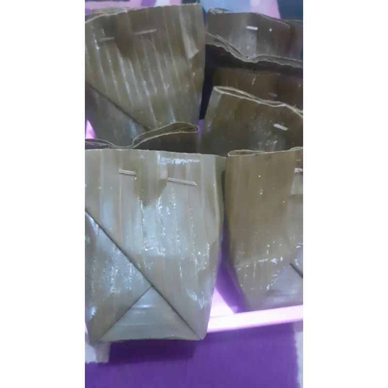 

buntil daun keladi/talas