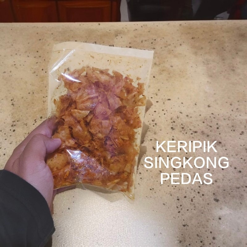 

CEMILAN KERIPIK SINGKONG PEDAS RENYAH MANTAP