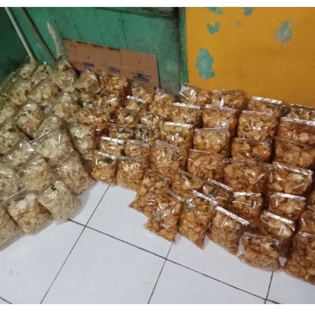 

keripik talas kimpul/balitung 250g-500g