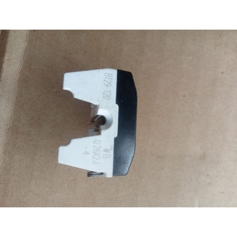 overload soket kiri  kulkas 2pintu LG Original