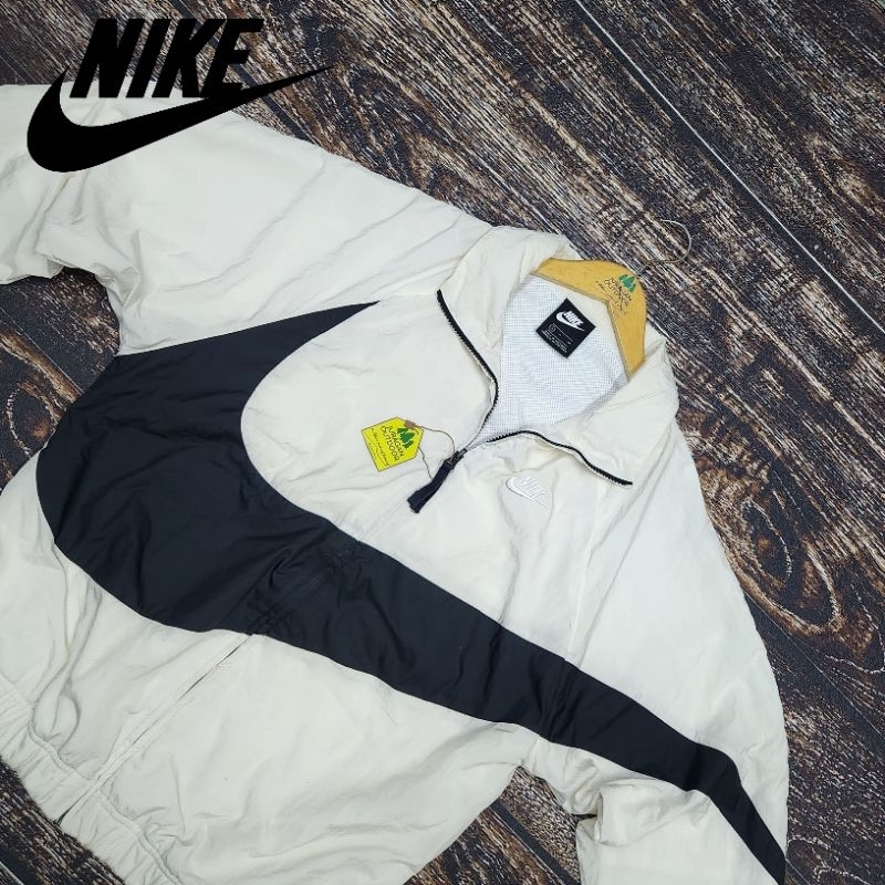 Jaket Windbreaker Nike SWOOSH