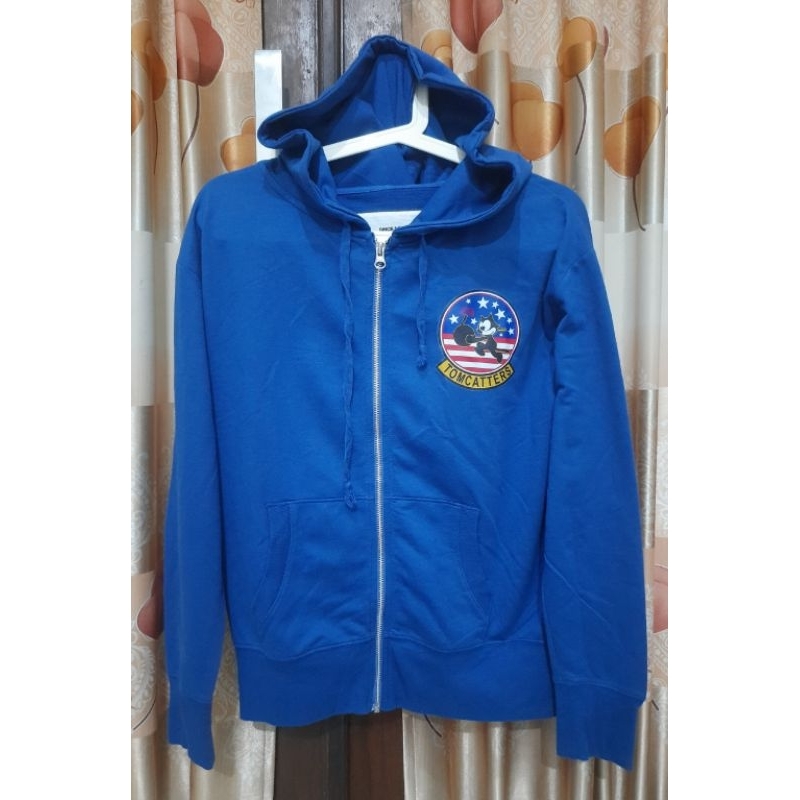 Hoodie Zipper dari Shiny Ripple Birel