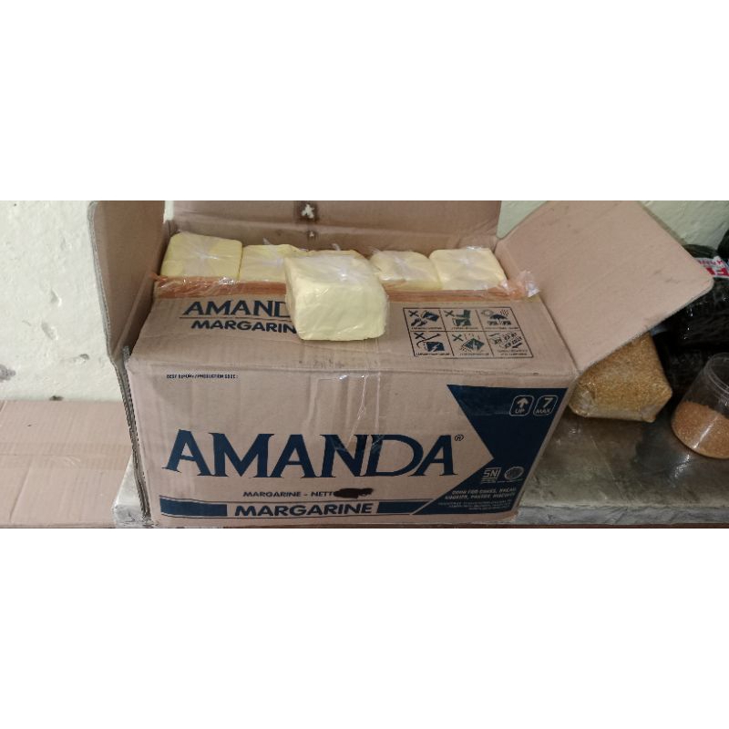 

MARGARIN/MENTEGA AMANDA 250gr /MARGARINE/MENTEGA AMANDA Kuning