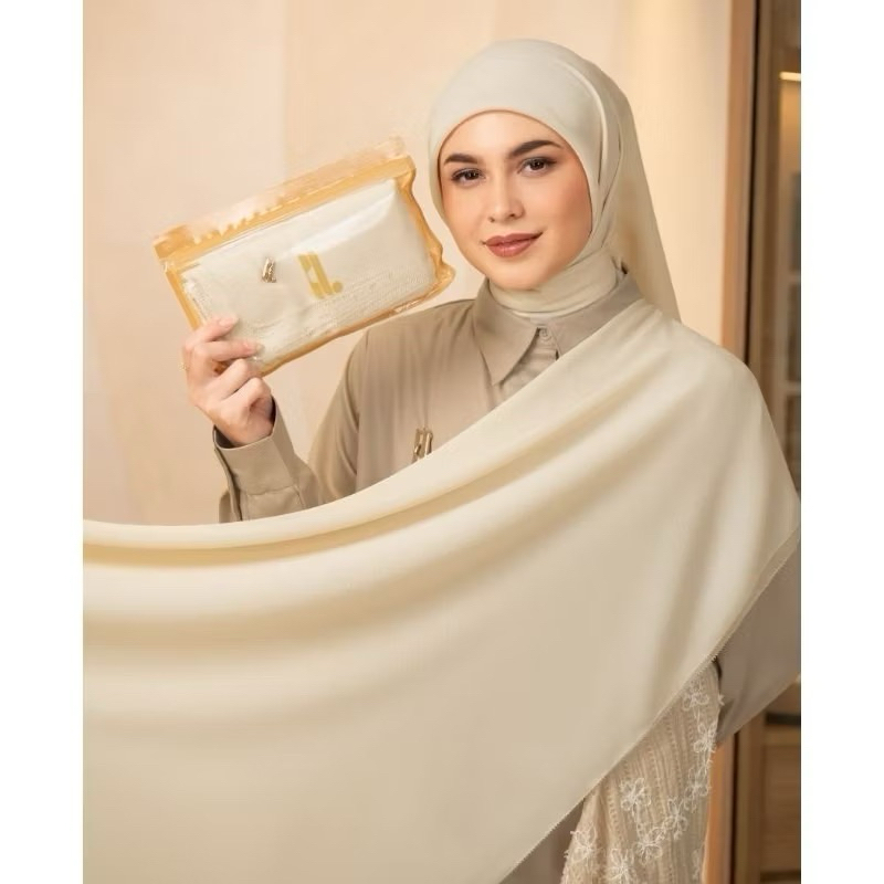 preloved easy scarf oat by heylocal.id