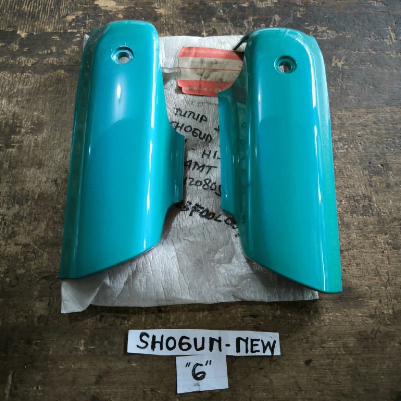 Tutup Shock Depan Suzuki New Shogun 110 Biru Tosca Original Suzuki