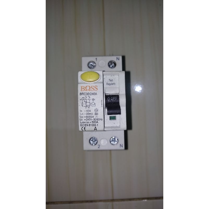 RCCB/ELCB/RCBO 40 Amper merk BOSS