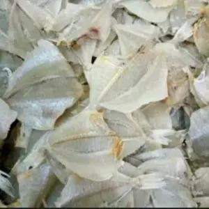 

ikan asin kapasan 250g