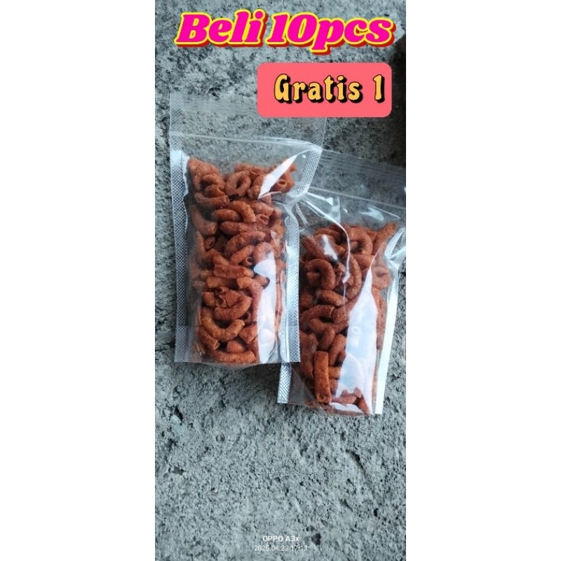 

Makroni Bantet Makroni Pedas Daun Jeruk 40gram || BELI 10 GRATIS 1