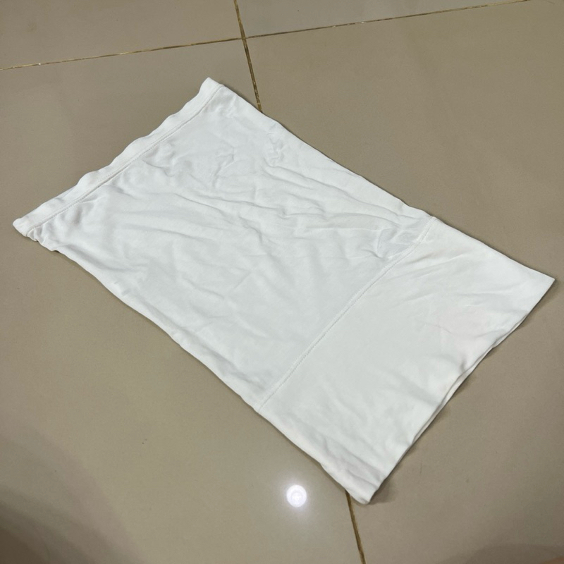 Uniqlo Airsm Hana Tajima Headband Inner Hijab / Ciput Bandana Dalaman Kerudung - White (PRELOVED)