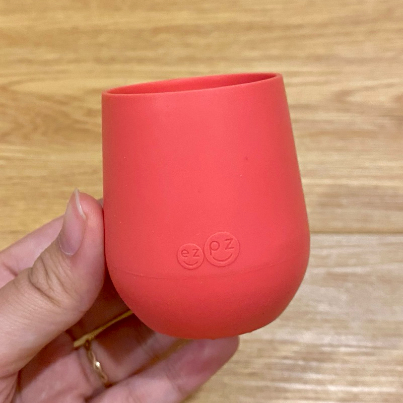 PRELOVED EZPZ Tiny Cup | Training Mug Anak Bayi Baby Gelas Alat Makan MPASI Silikon Silicone BLW