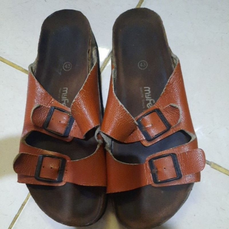 preloved sandal my feet size 43