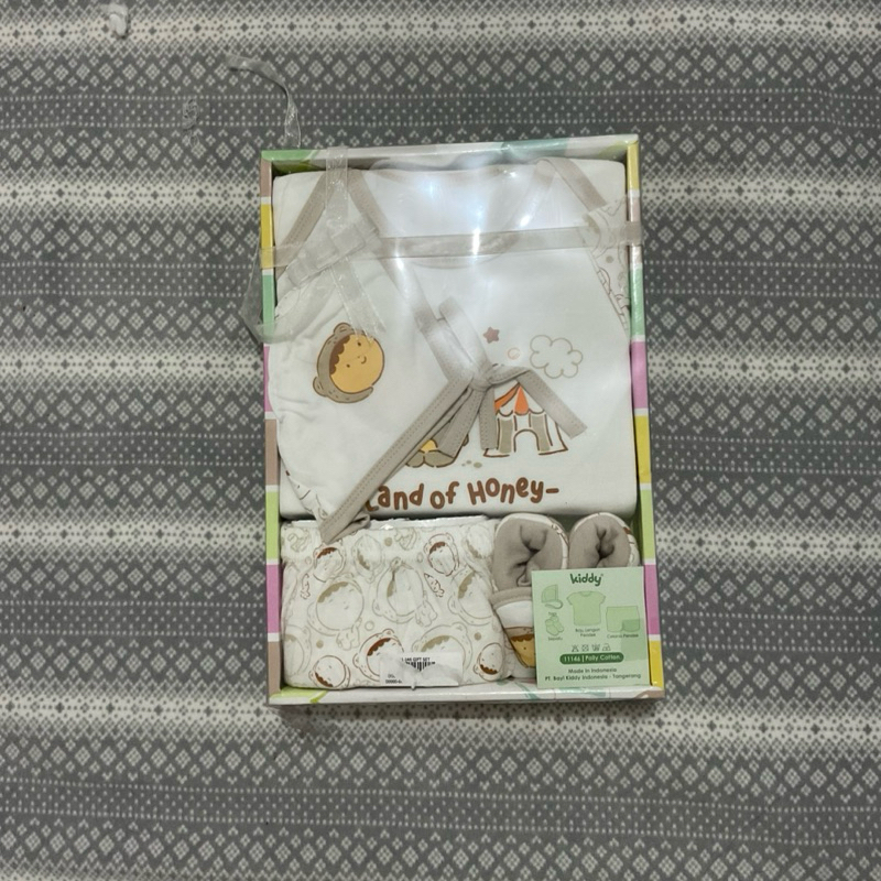 Baju bayi new ex kado