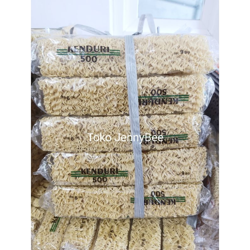 

Mie Kenduri 500 gr 1 ikat 5 bungkus