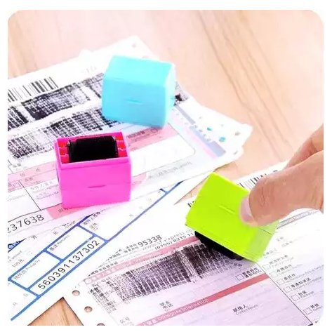

KS Stamp Roller Alat Penghapus Alamat Resi Alat Pelindung Data Roller Penghapus Privasi Stempel Pelindung Privasi Penutup Data / STAMP PRIVASI COVER / PENUTUP INDENTITAS