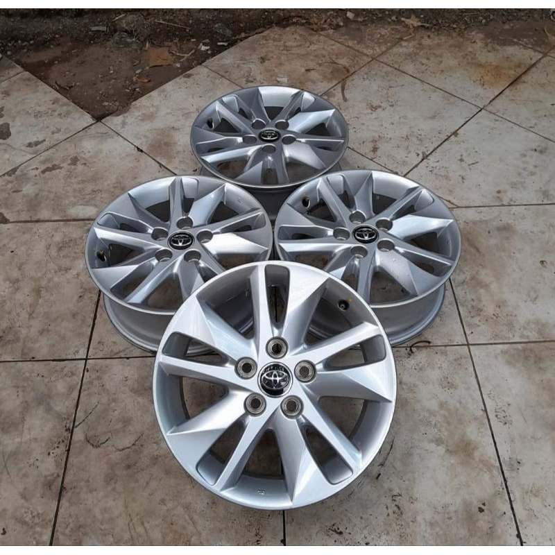 Velg Second Copotan Innova Reborn Ring 16 Baud 5x114.3 Silver