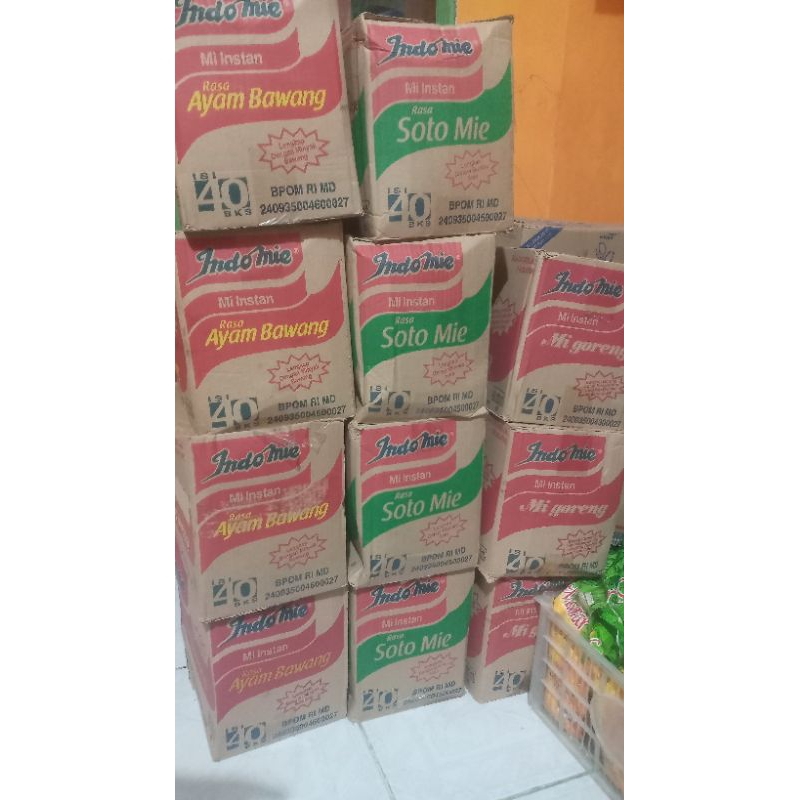 

indomie kuah & goreng 1 dus isi 40pc