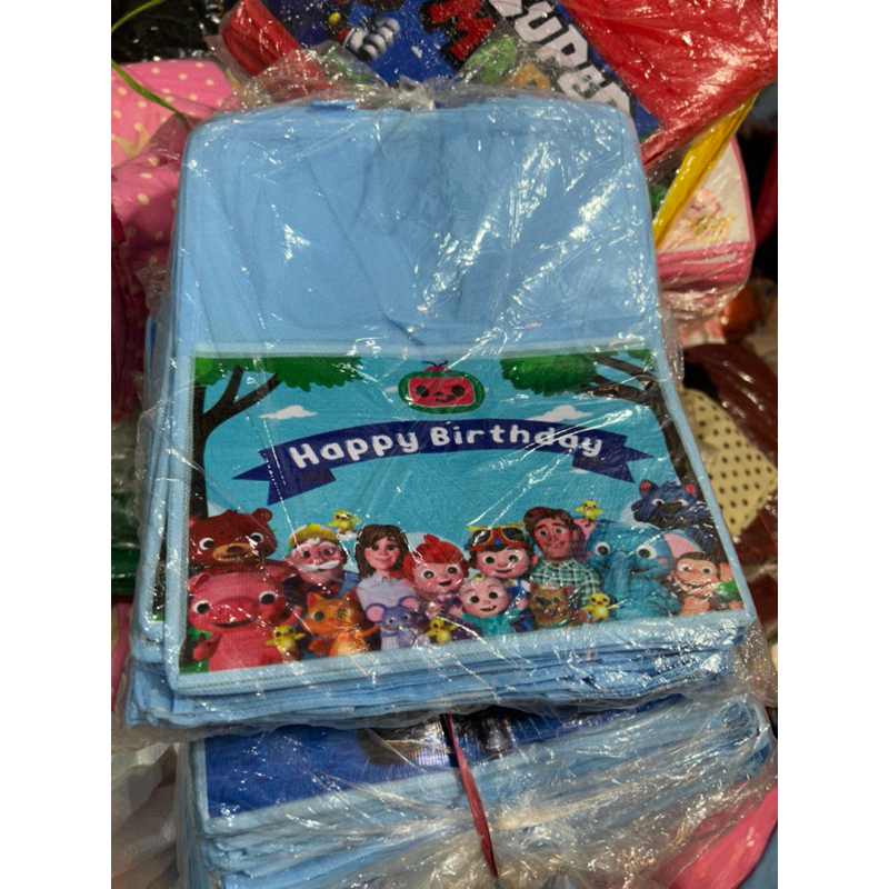 

TAS ULTAH SIZE BENTO 24x19x28