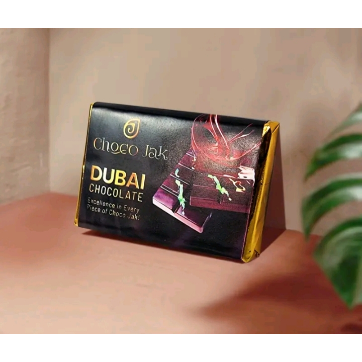 

Coklat Dubai Viral Pistachio Kunafe 80gr - Cemilan Snacks Coklat - Makanan, Chocolate