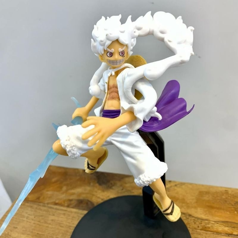 mainan action figure monkey d luffyBanpresto One Piece Monkey D. Luffy The Grandline Series DXF Figu