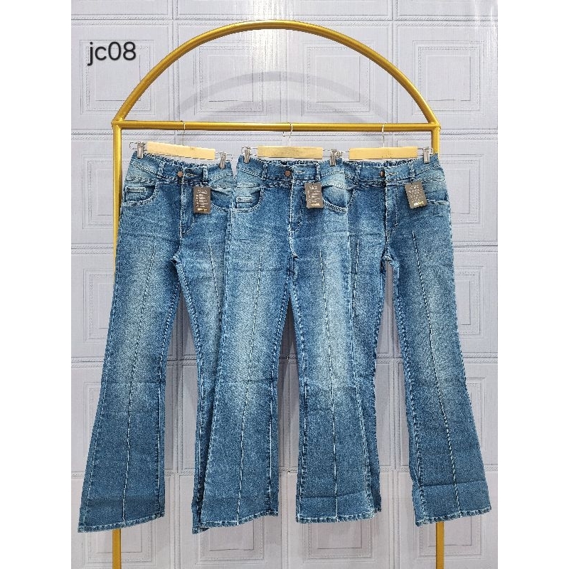 Celana Jeans Levis Wanita Cutbray pinggang belakang karet