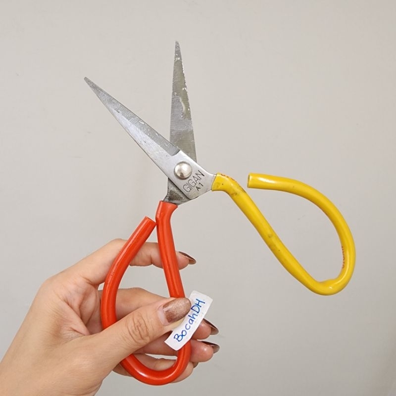 

GUNTING KAIN KODOK SERBAGUNA / GUNTING KODOK JUMBO 8 INCH