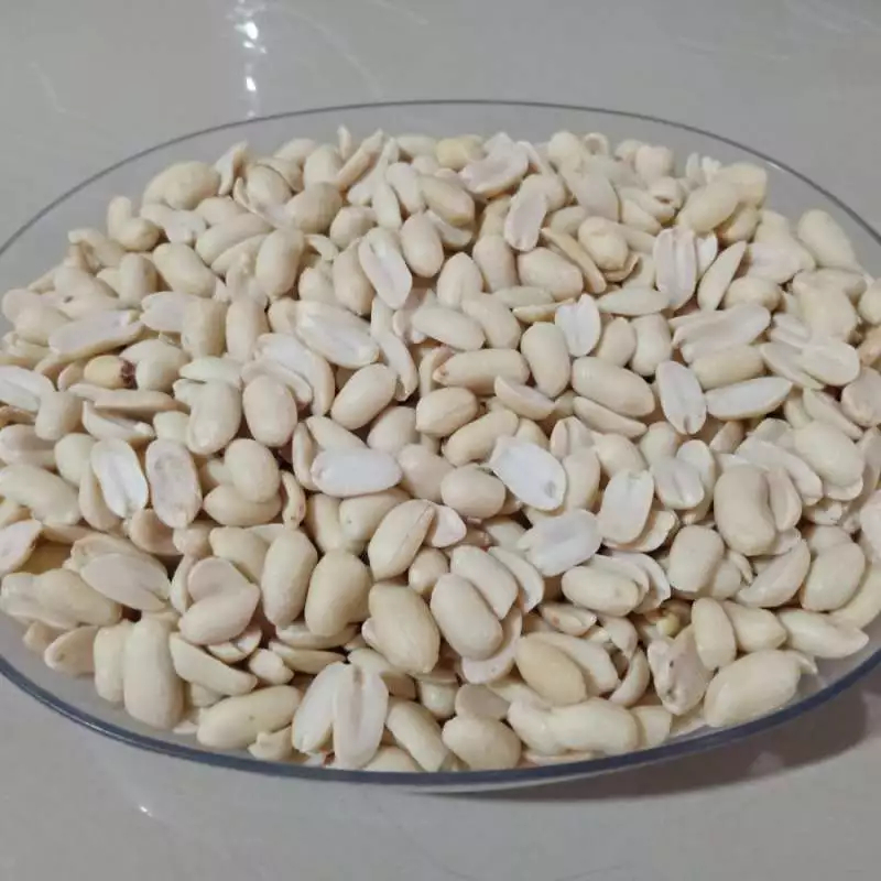 

KACANG TANAH KUPAS IMPORT UKURAN KECIL/SEDANG/BESAR TERLARIS