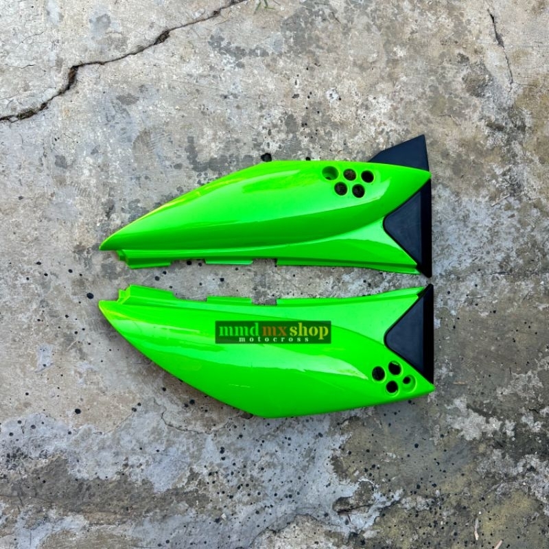 Cover body Dtracker lama / Klx 150 s l Sayap jok Side panel Klx 150 old Dtracker old