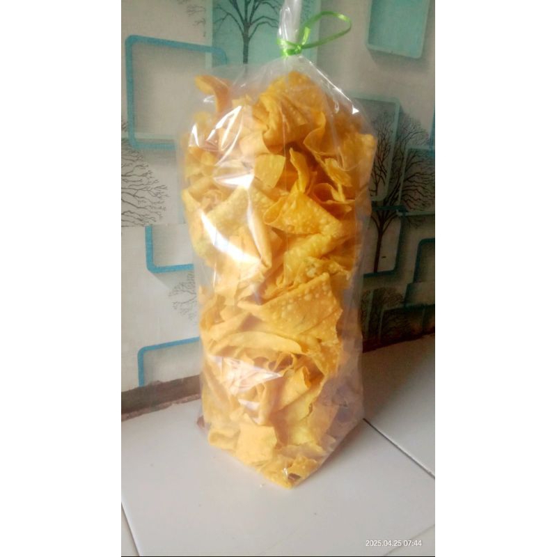 

kripik pangsit murah enak gurih nikmat