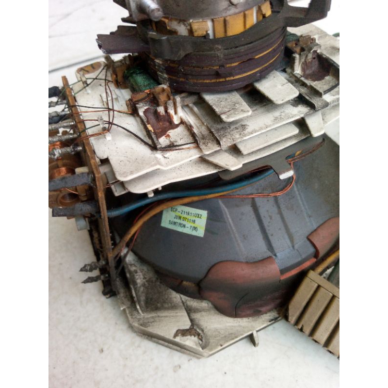 Yoke, konde TV tabung slim 21inc merk Samsung, EW