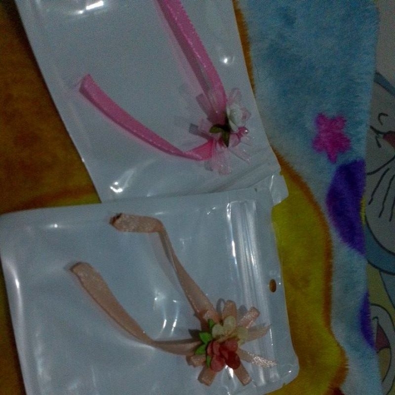 

aksesoris pita miniatur
